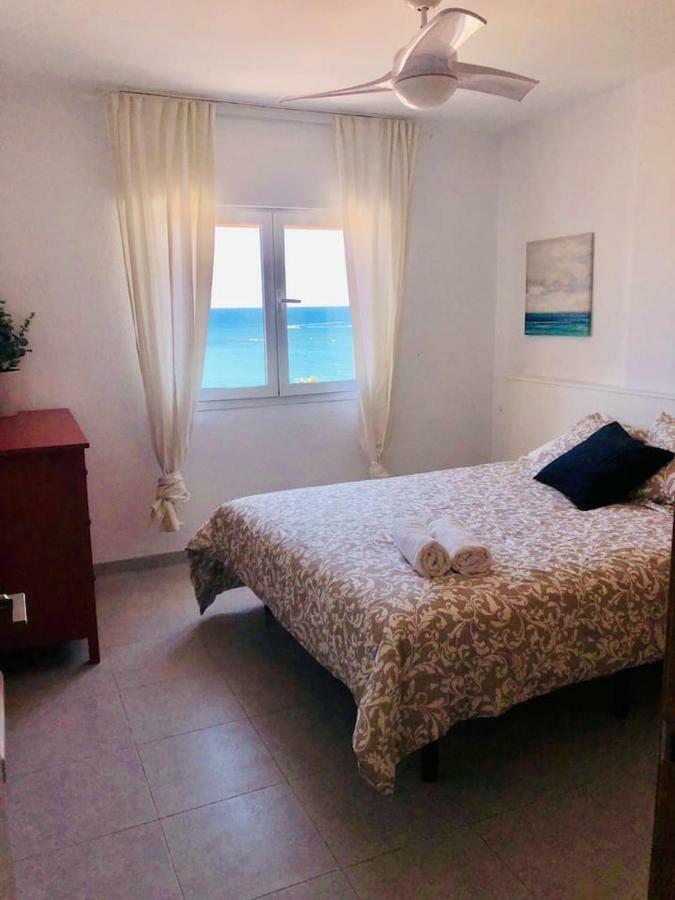 Impresionante 1ª Linea De Playa... Apartment ฟูเอนฮิโรลา ภายนอก รูปภาพ
